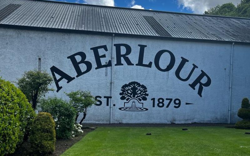 aberlour whisky distillery tour